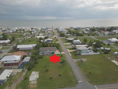 Photo of 208 5th St, Mexico Beach, FL 32456 (MLS # 317519)