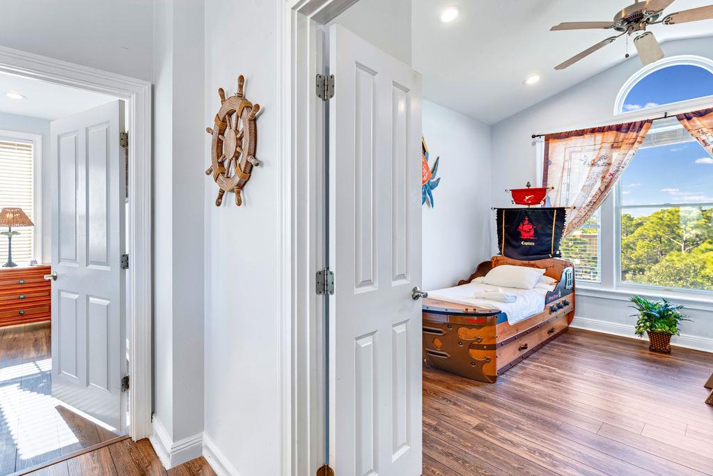 St. George Island, Florida 32328, United States, 5 Bedrooms Bedrooms, ,5 BathroomsBathrooms,Residential,Active,70481