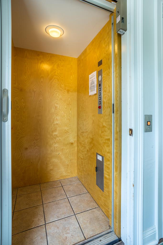 St. George Island, Florida 32328, United States, 5 Bedrooms Bedrooms, ,5 BathroomsBathrooms,Residential,Active,70481