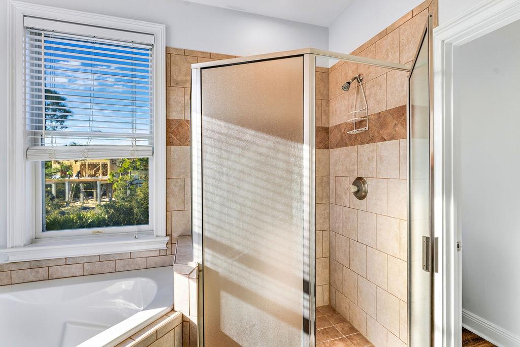 St. George Island, Florida 32328, United States, 5 Bedrooms Bedrooms, ,5 BathroomsBathrooms,Residential,Active,70481