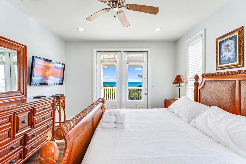 St. George Island, Florida 32328, United States, 5 Bedrooms Bedrooms, ,5 BathroomsBathrooms,Residential,Active,70481