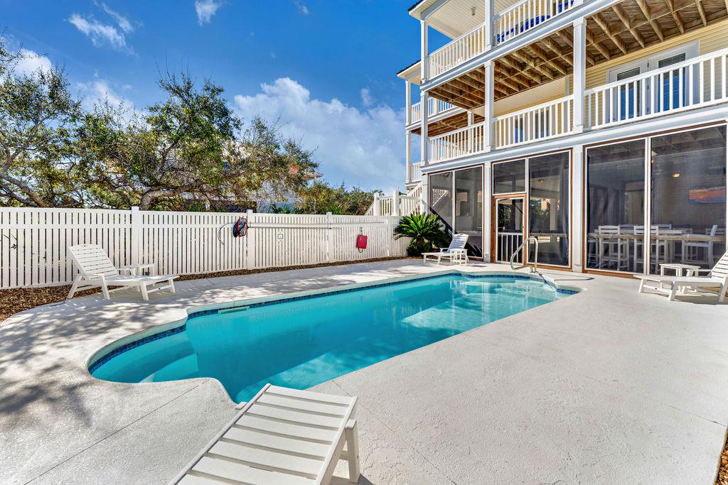 St. George Island, Florida 32328, United States, 5 Bedrooms Bedrooms, ,5 BathroomsBathrooms,Residential,Active,70481