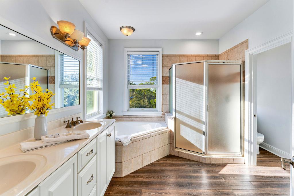 St. George Island, Florida 32328, United States, 5 Bedrooms Bedrooms, ,5 BathroomsBathrooms,Residential,Active,70481