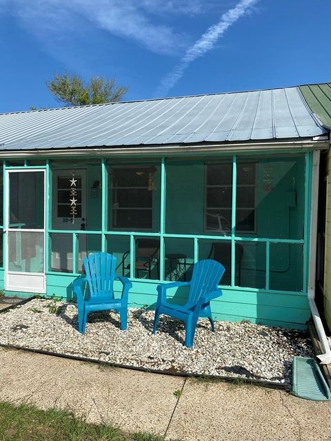 Photo of 32-5 Warren Ave, Lanark Village, FL 32323 (MLS # 325231)