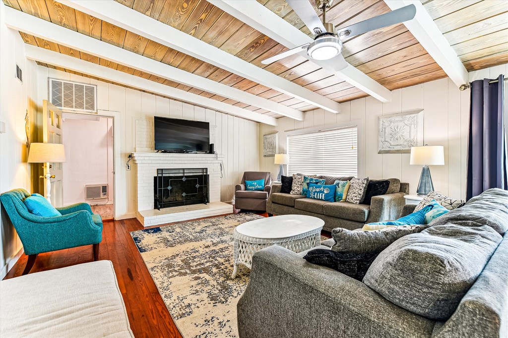 St. George Island, Florida, 32328, United States, 5 Bedrooms Bedrooms, ,4 BathroomsBathrooms,Residential,Active,2013134