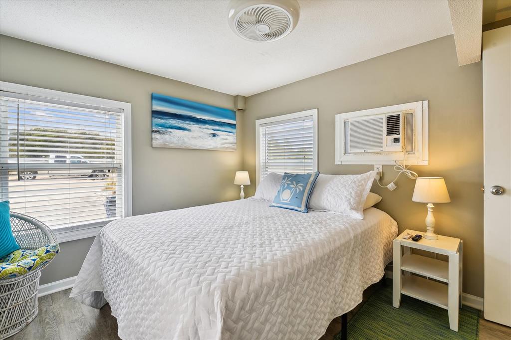 St. George Island, Florida, 32328, United States, 5 Bedrooms Bedrooms, ,4 BathroomsBathrooms,Residential,Active,2013134