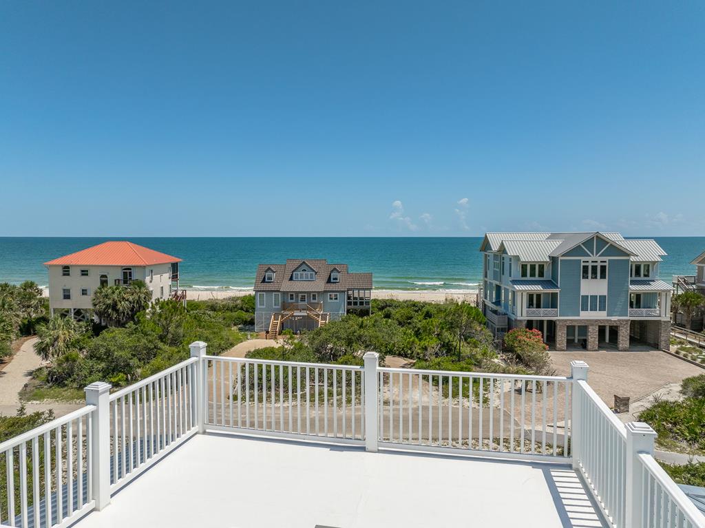 St. George Island, Florida, 32328, United States, 4 Bedrooms Bedrooms, ,5 BathroomsBathrooms,Residential,Active,1904200