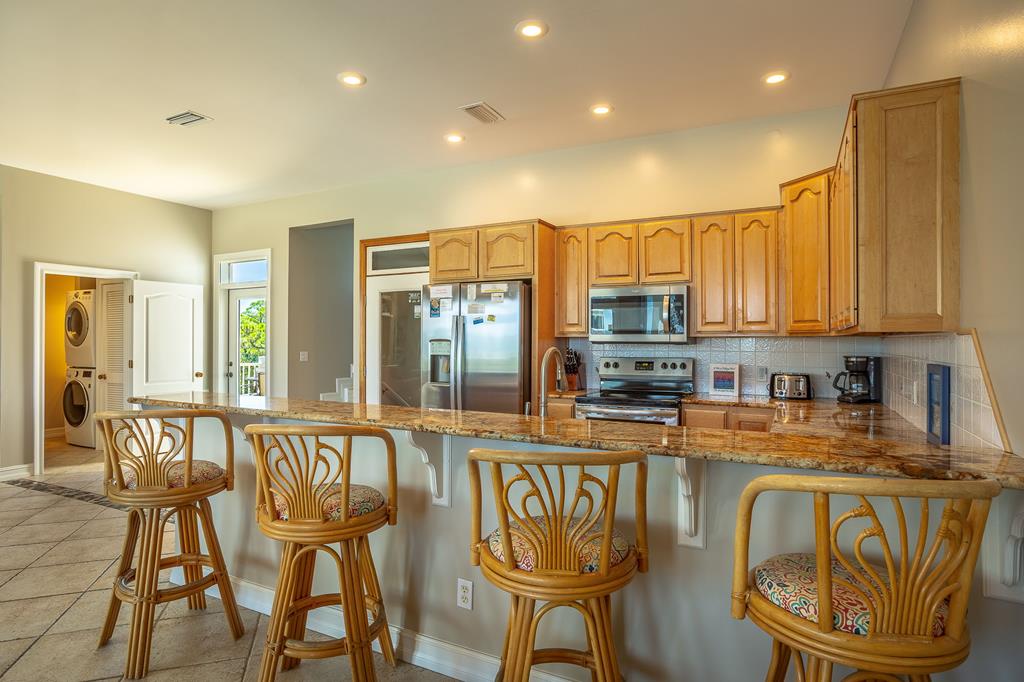 St. George Island, Florida, 32328, United States, 4 Bedrooms Bedrooms, ,5 BathroomsBathrooms,Residential,Active,1904200