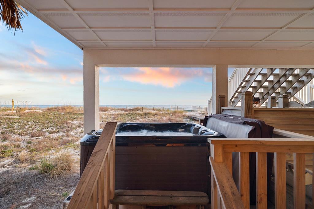 St. George Island, Florida, 32328, United States, 5 Bedrooms Bedrooms, ,6 BathroomsBathrooms,Residential,Active,1988915