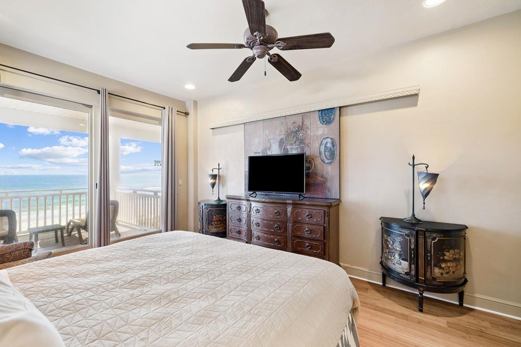 St. George Island, Florida, 32328, United States, 5 Bedrooms Bedrooms, ,6 BathroomsBathrooms,Residential,Active,1988915