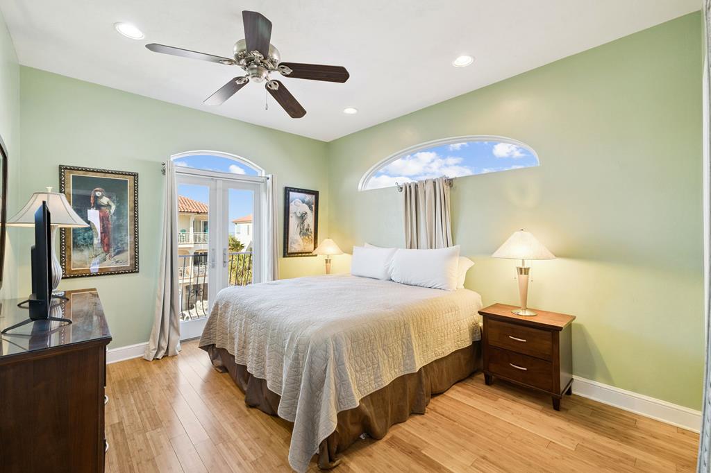 St. George Island, Florida, 32328, United States, 5 Bedrooms Bedrooms, ,6 BathroomsBathrooms,Residential,Active,1988915