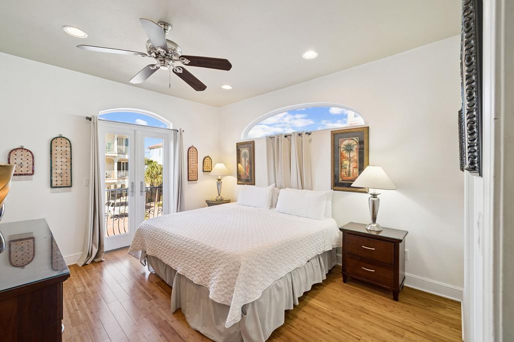 St. George Island, Florida, 32328, United States, 5 Bedrooms Bedrooms, ,6 BathroomsBathrooms,Residential,Active,1988915