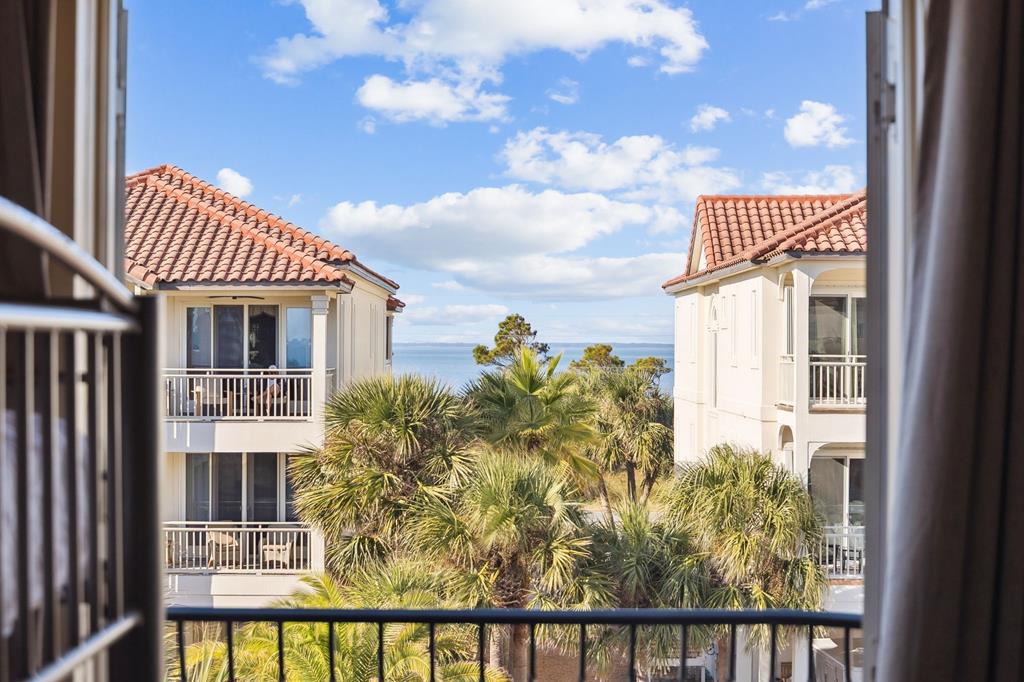 St. George Island, Florida, 32328, United States, 5 Bedrooms Bedrooms, ,6 BathroomsBathrooms,Residential,Active,1988915