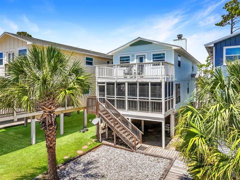 Photo of 162 Cape Dunes Dr, Port Saint Joe, FL 32456 (MLS # 328302)