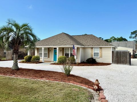 Photo of 2018 Garrison Ave, Port Saint Joe, FL 32456 (MLS # 327702)
