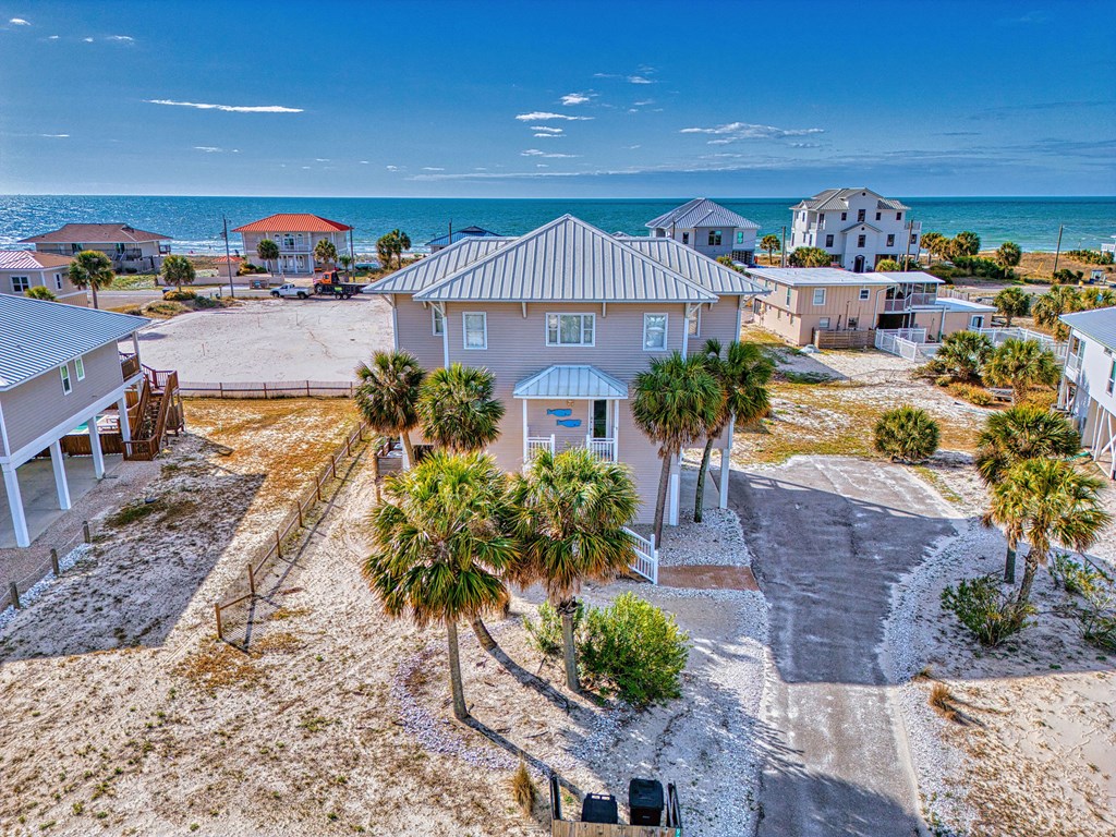 St. George Island, Florida, 32328, United States, 4 Bedrooms Bedrooms, ,5 BathroomsBathrooms,Residential,Active,1738546