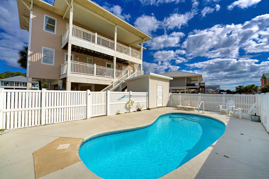 St. George Island, Florida, 32328, United States, 4 Bedrooms Bedrooms, ,5 BathroomsBathrooms,Residential,Active,1738546