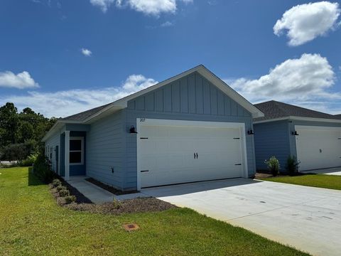 Photo of 207 Mosaic Dr, Port Saint Joe, FL 32456 (MLS # 325244)