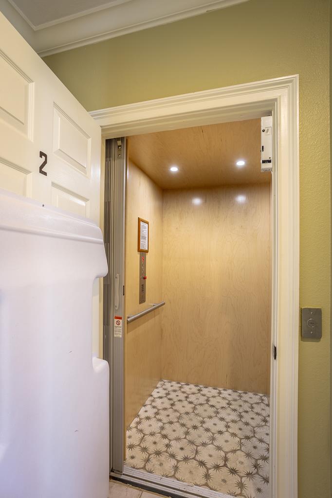 St. George Island, Florida, 32328, United States, 4 Bedrooms Bedrooms, ,5 BathroomsBathrooms,Residential,Active,1742159