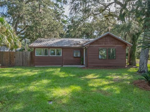 Photo of 52 Ben Willis Rd, Crawfordville, FL 32327 (MLS # 323795)