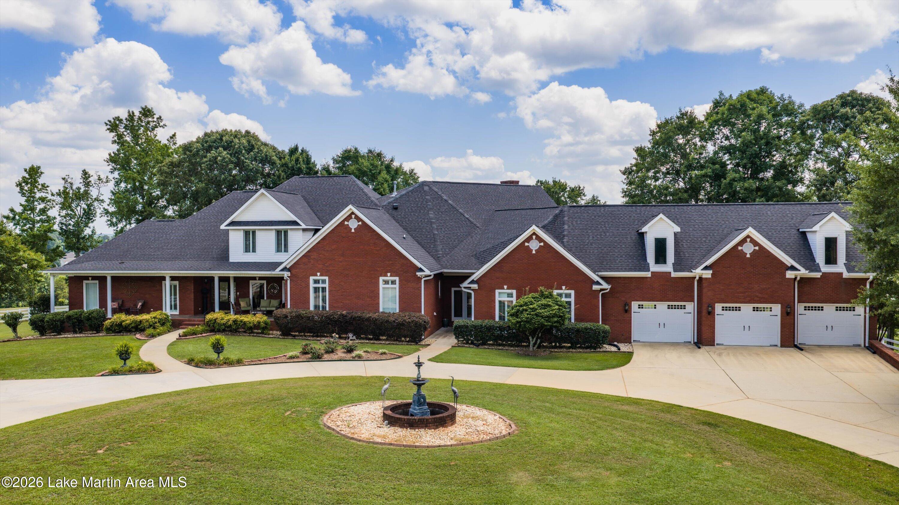 Photo 1 of 80 — 84 Providence Ridge Rd, Alexander City, AL 35010
