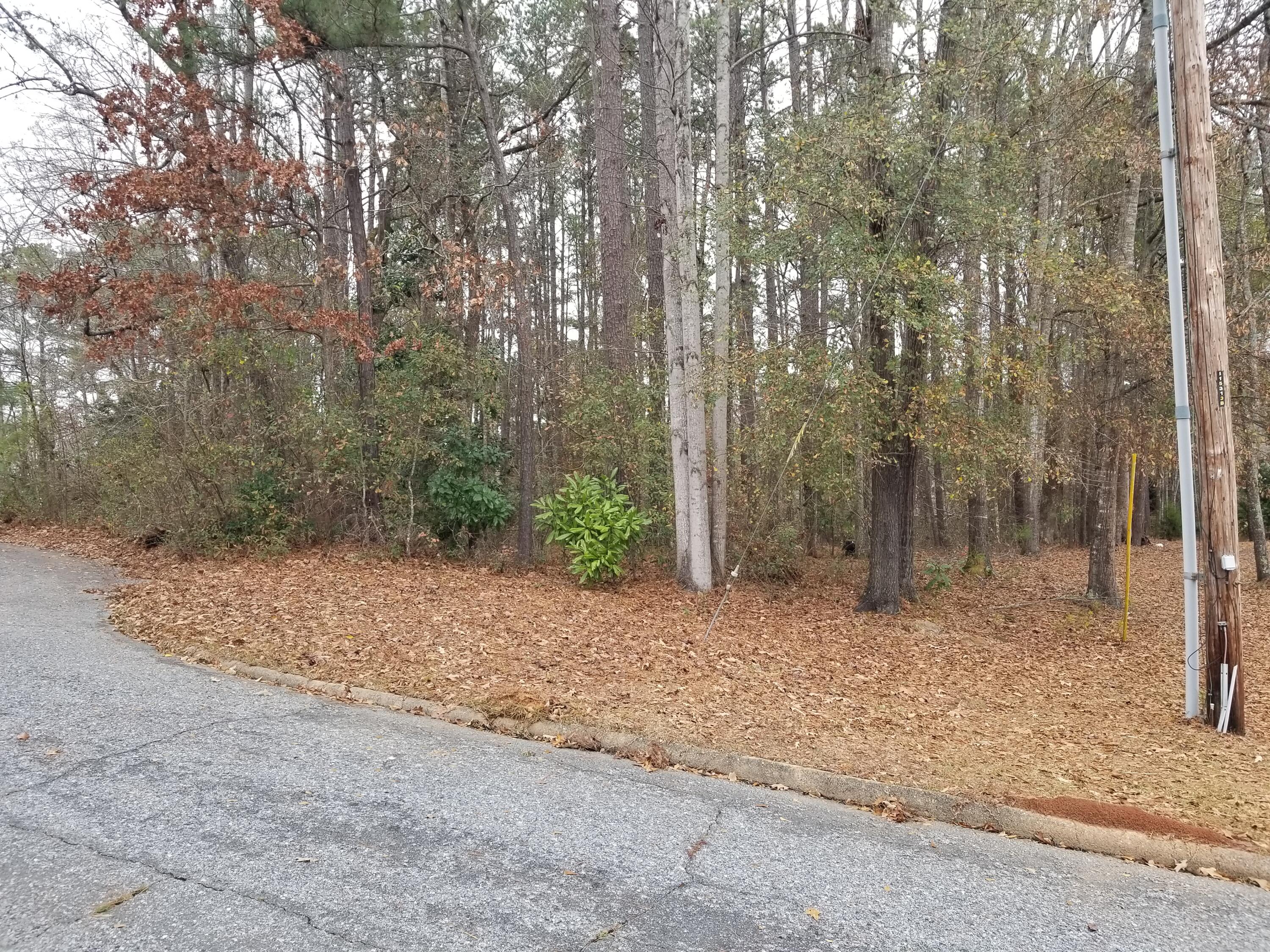Photo 1 of 6 — Crestwood Cir, Alexander City, AL 35010