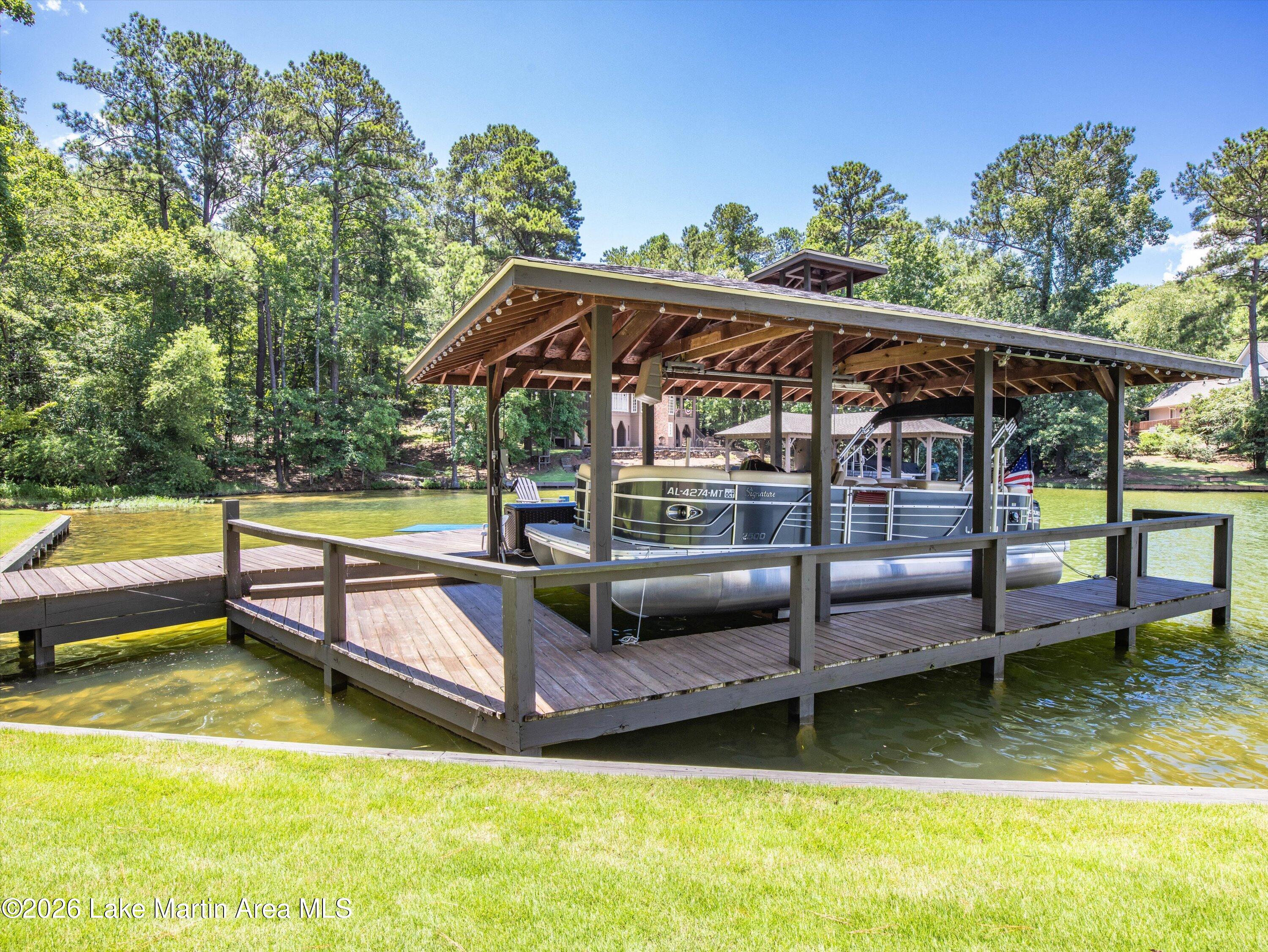 43 Crows Nest, Dadeville, AL, 36853, USA, 4 Bedrooms Bedrooms, ,3 BathroomsBathrooms,Residential,Active,43 Crows Nest,26-683