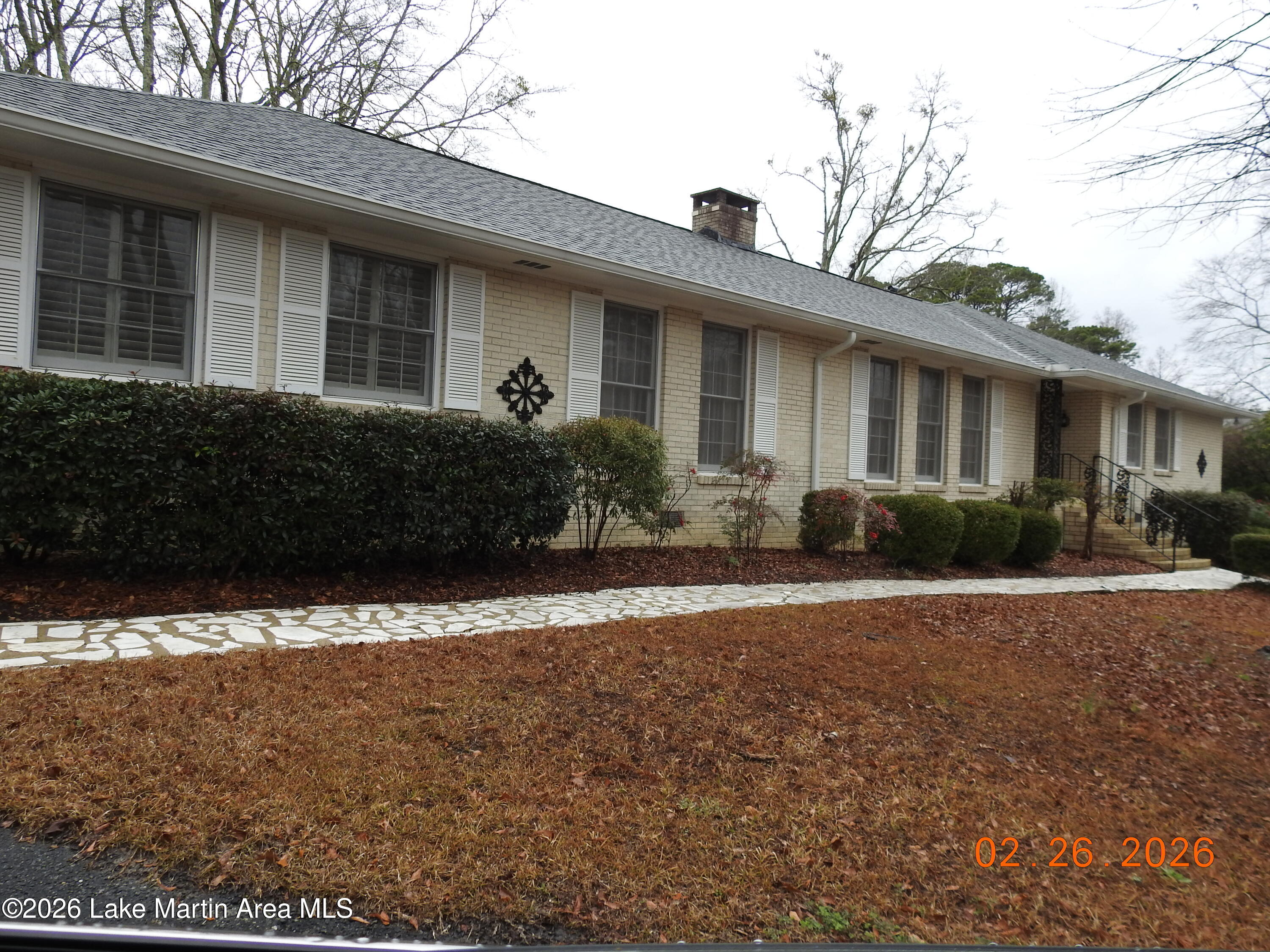 2249 Clubview Dr listing 02 26 (5)
