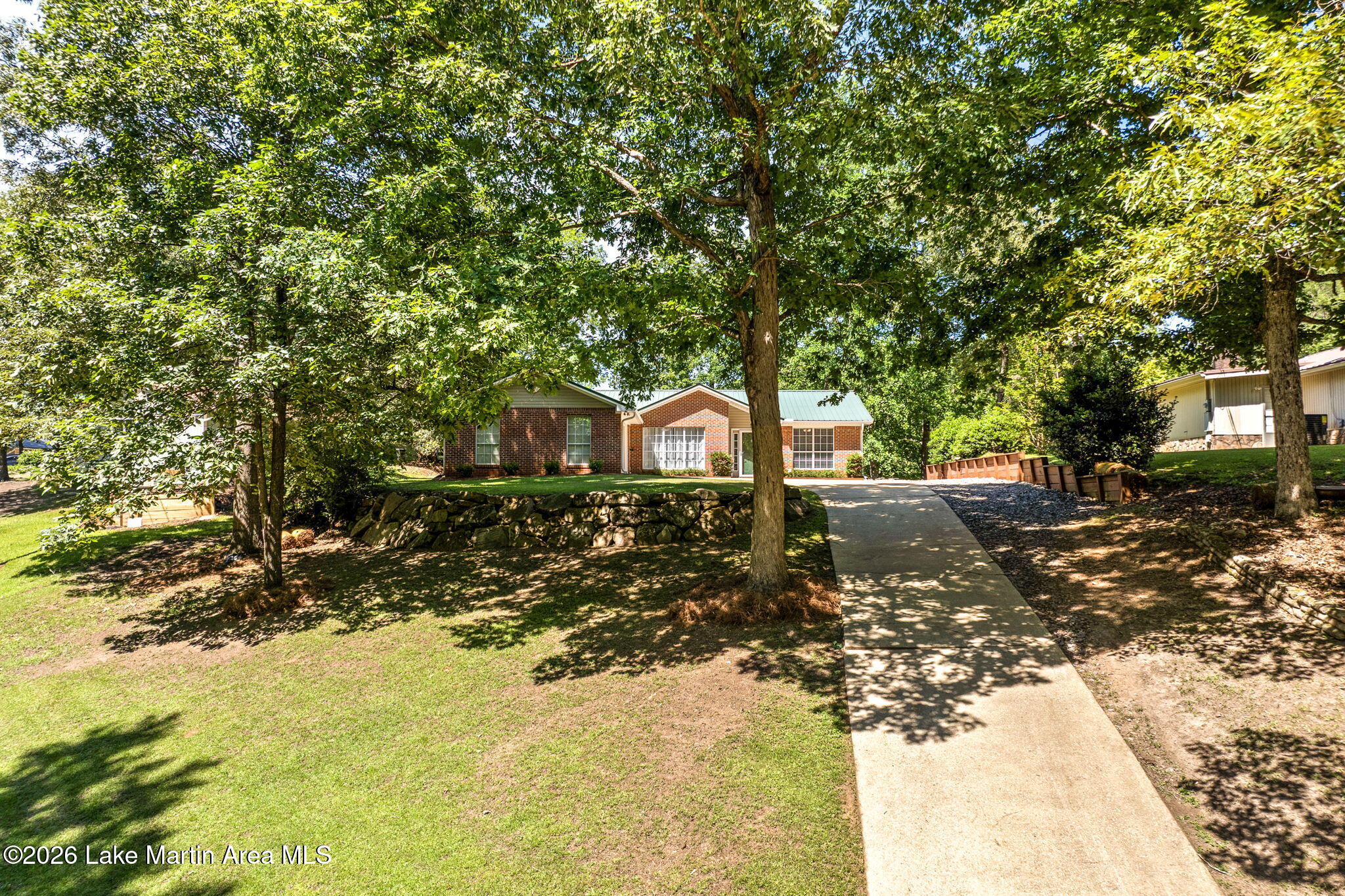 Photo 1 of 30 — 522 Driftwood Dr, Jacksons Gap, AL 36861