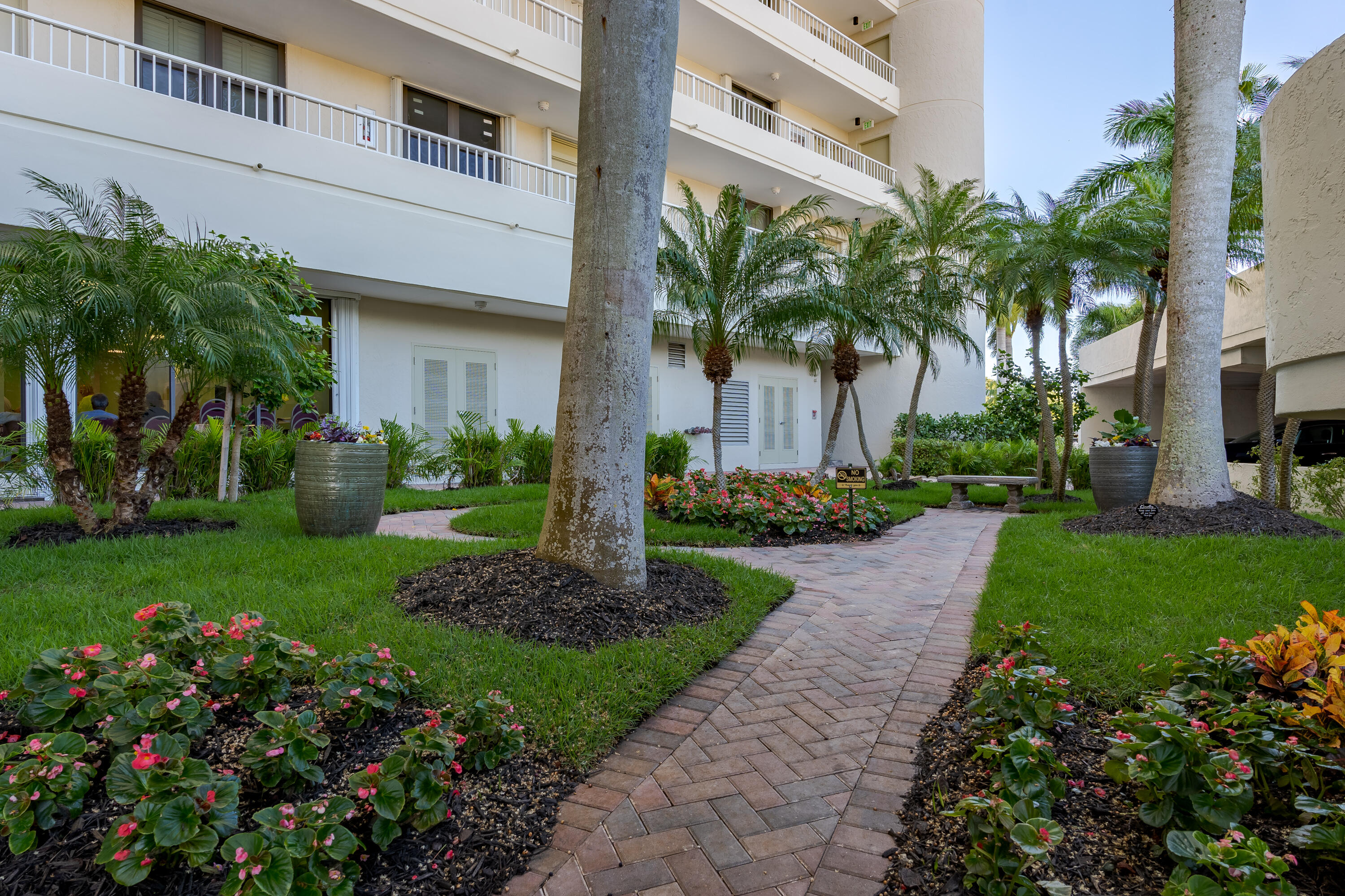 Marco Island, Florida 34145, United States, 2 Bedrooms Bedrooms, ,2 BathroomsBathrooms,Residential,Active,42360