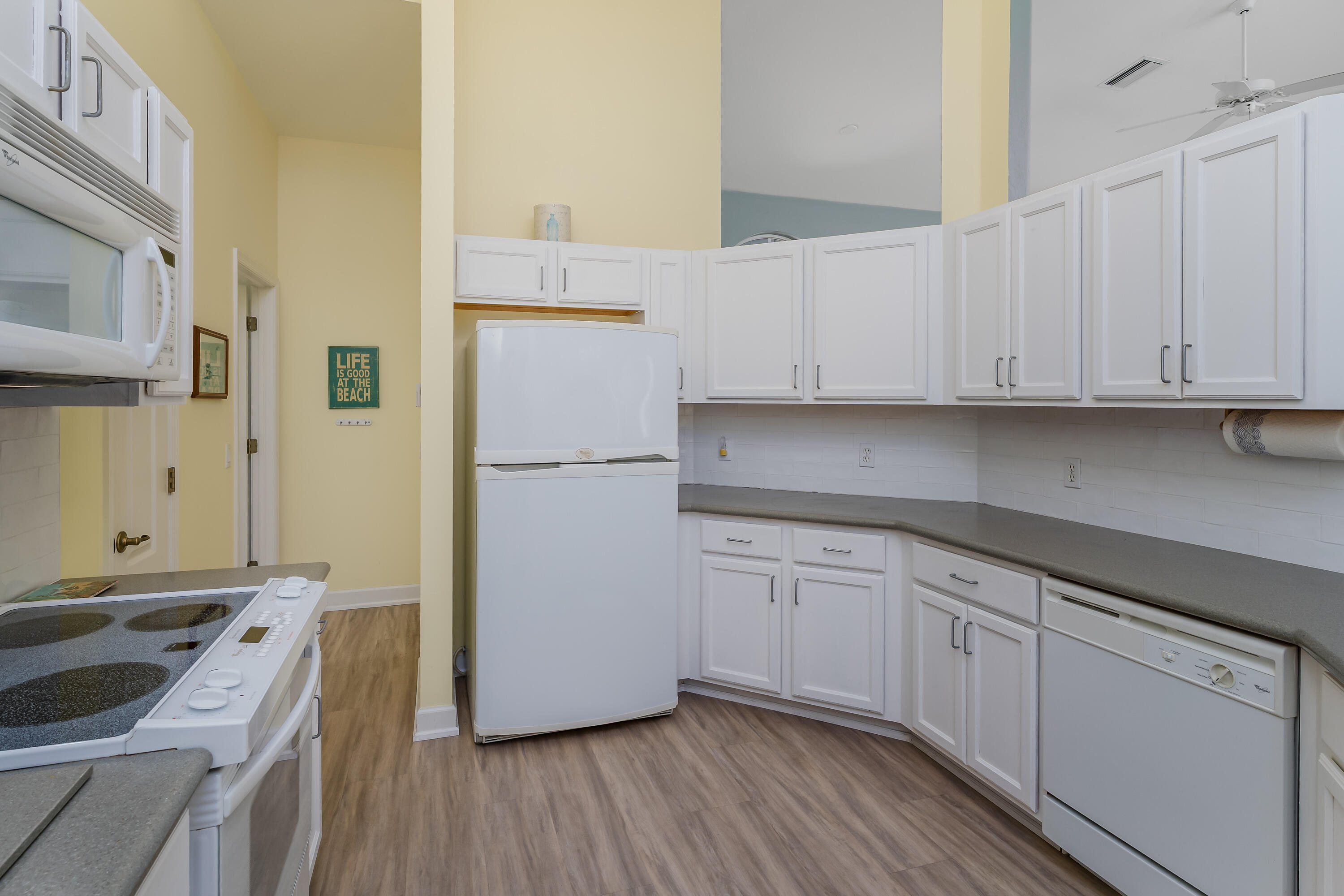 Marco Island, Florida, 34145, United States, 3 Bedrooms Bedrooms, ,2 BathroomsBathrooms,Residential,Active,1987468