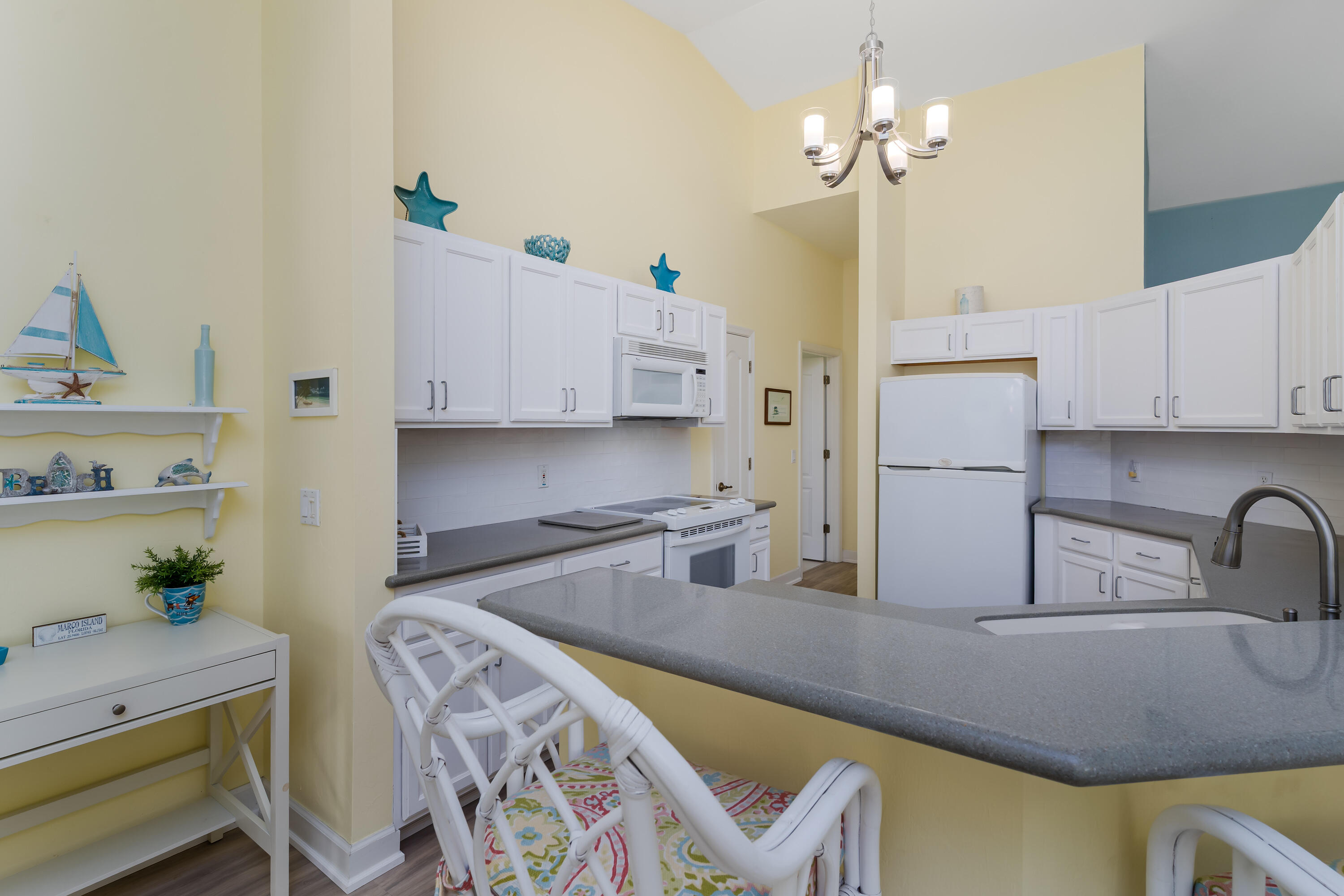 Marco Island, Florida, 34145, United States, 3 Bedrooms Bedrooms, ,2 BathroomsBathrooms,Residential,Active,1987468