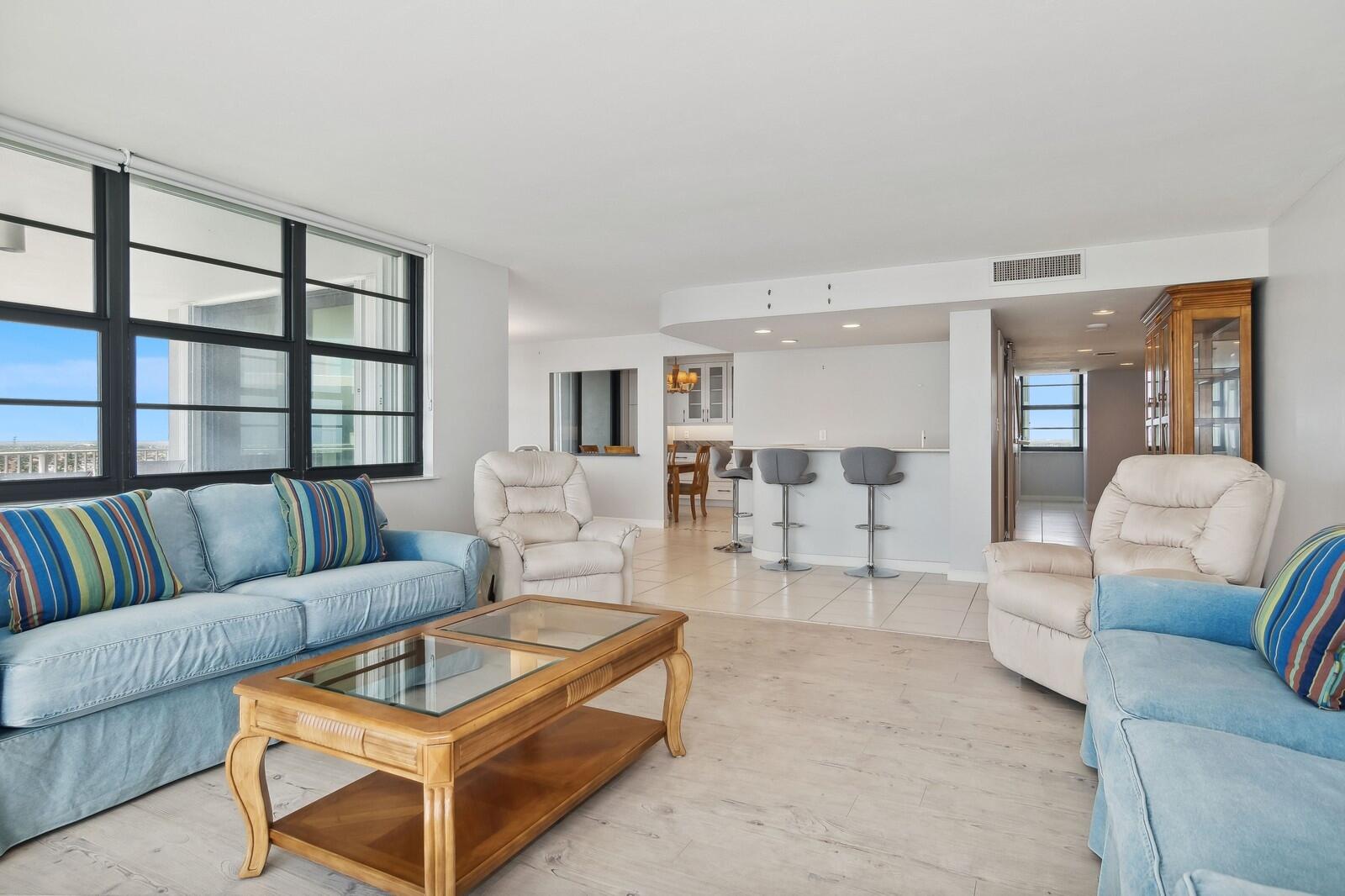 Marco Island, Florida 34145, United States, 3 Bedrooms Bedrooms, ,3 BathroomsBathrooms,Residential,Active,237396