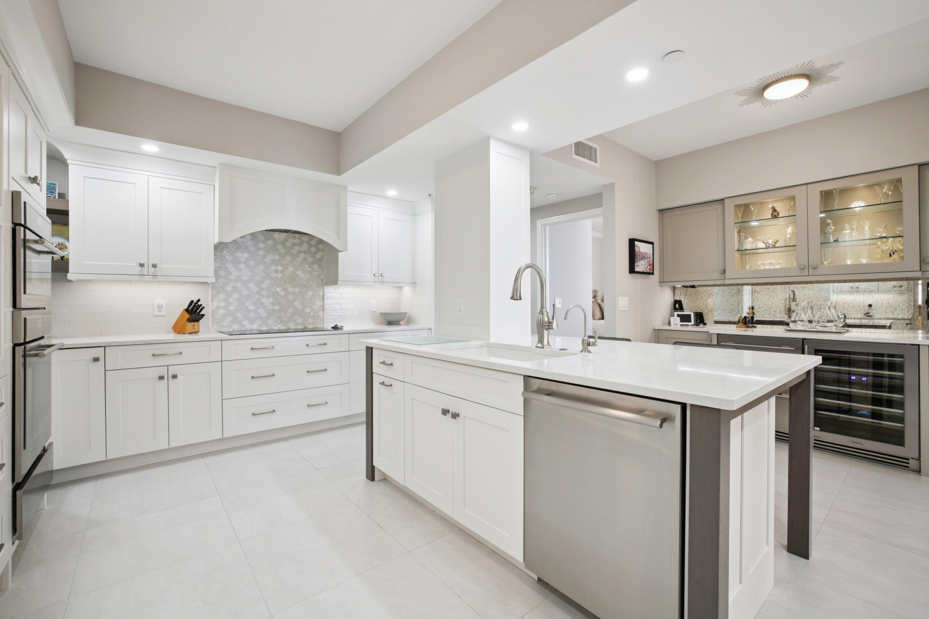 Marco Island, Florida, 34145, United States, 3 Bedrooms Bedrooms, ,2 BathroomsBathrooms,Residential,Active,1972064