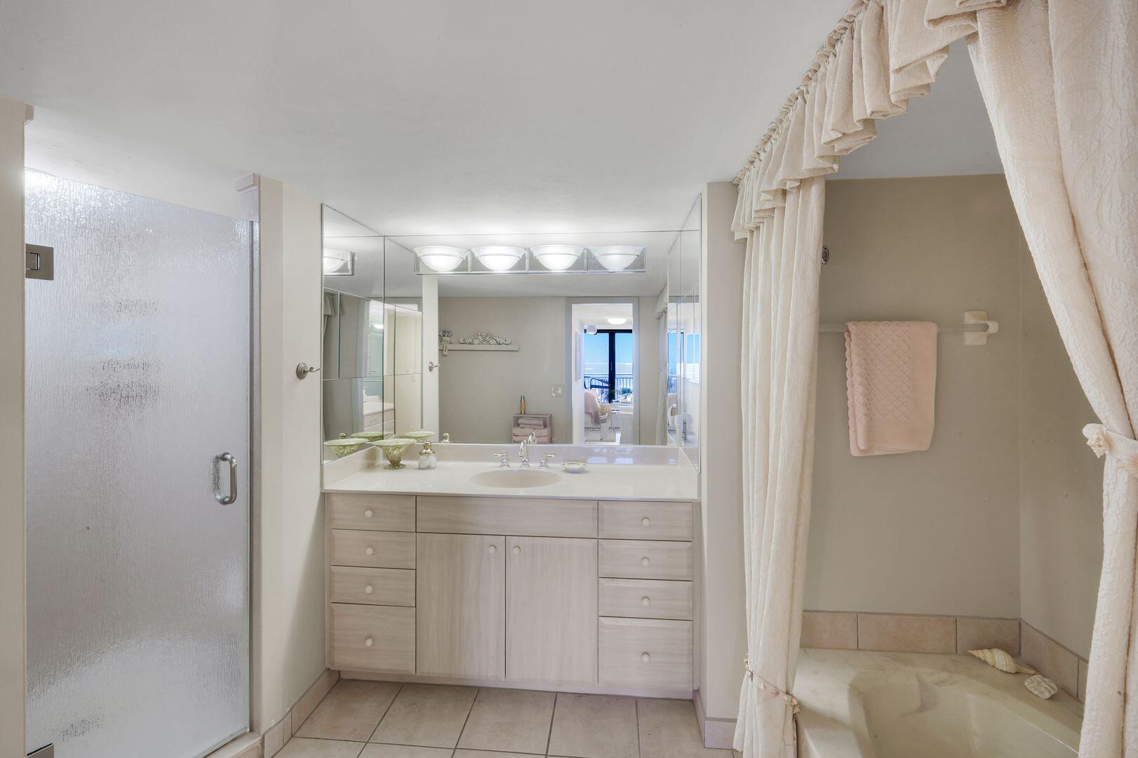 Marco Island, Florida, 34145, United States, 3 Bedrooms Bedrooms, ,3 BathroomsBathrooms,Residential,Active,2020750