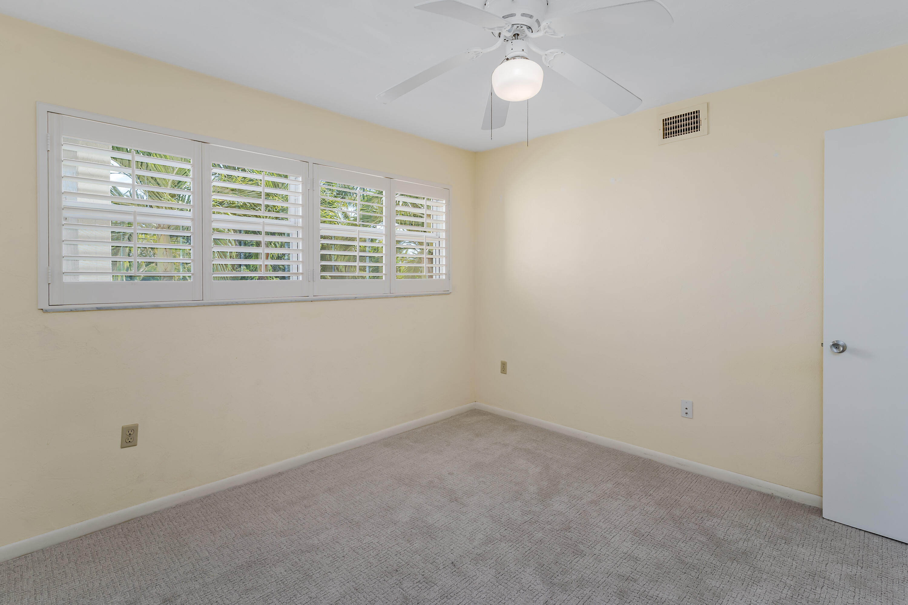 Marco Island, Florida 34145, United States, 2 Bedrooms Bedrooms, ,2 BathroomsBathrooms,Residential,Active,242974