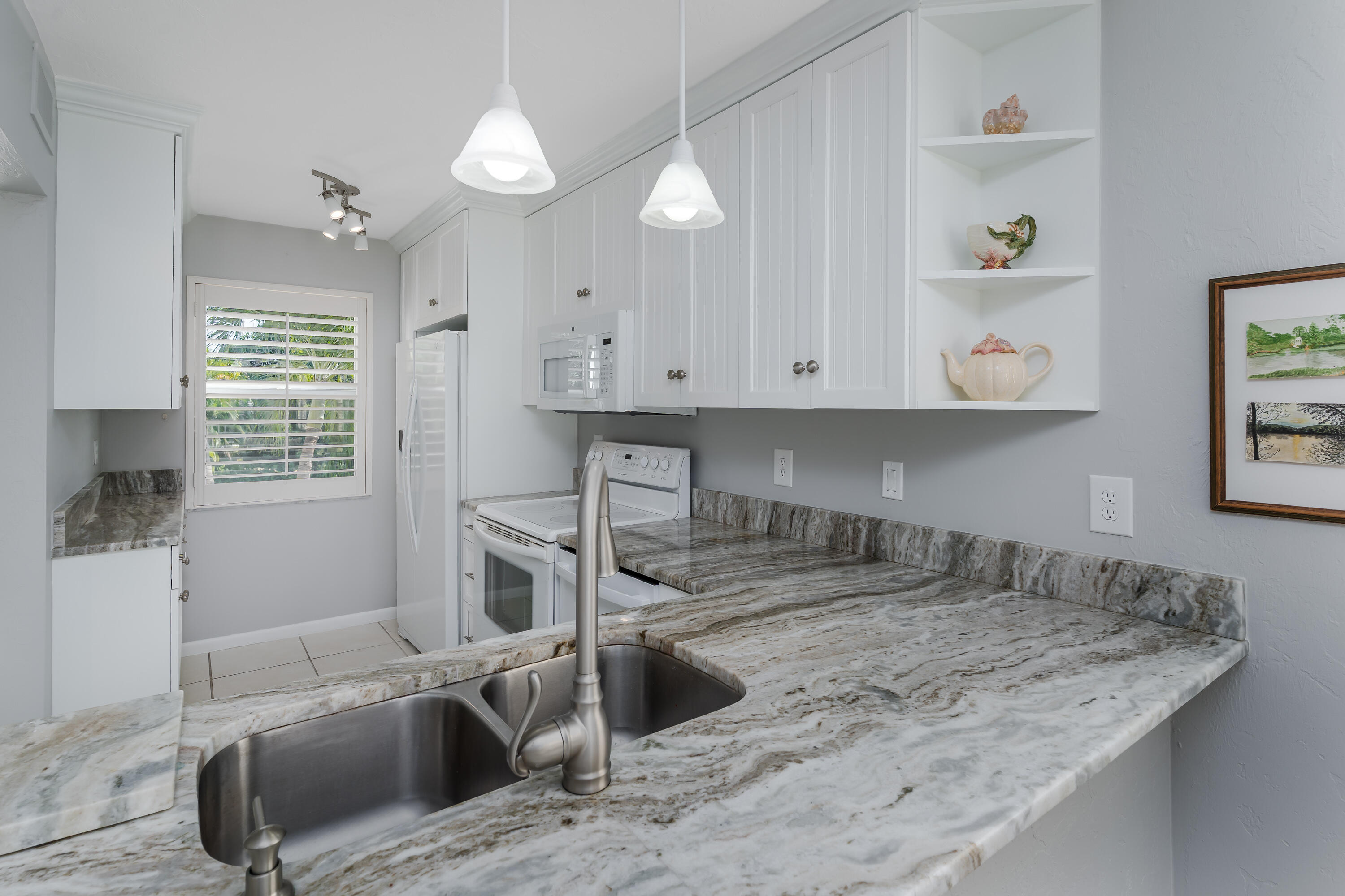 Marco Island, Florida 34145, United States, 2 Bedrooms Bedrooms, ,2 BathroomsBathrooms,Residential,Active,242974