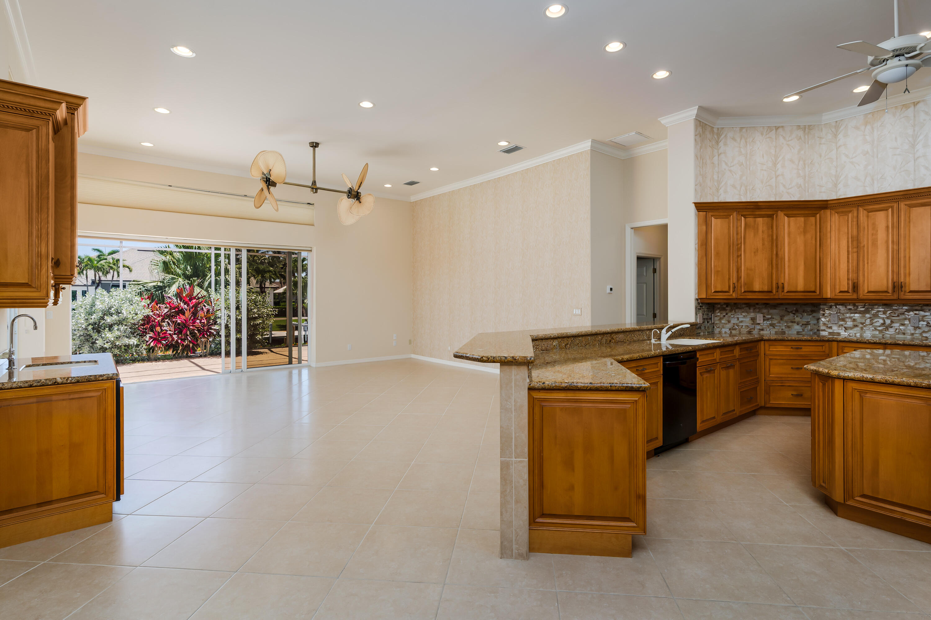 Marco Island, Florida 34145, United States, 4 Bedrooms Bedrooms, ,3 BathroomsBathrooms,Residential,Active,251445