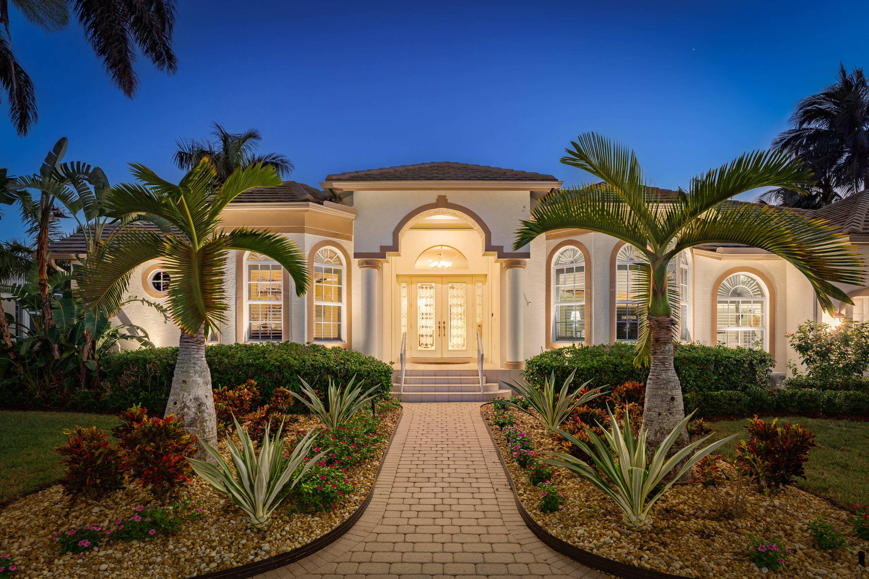 Marco Island, Florida 34145, United States, 4 Bedrooms Bedrooms, ,3 BathroomsBathrooms,Residential,Active,251445