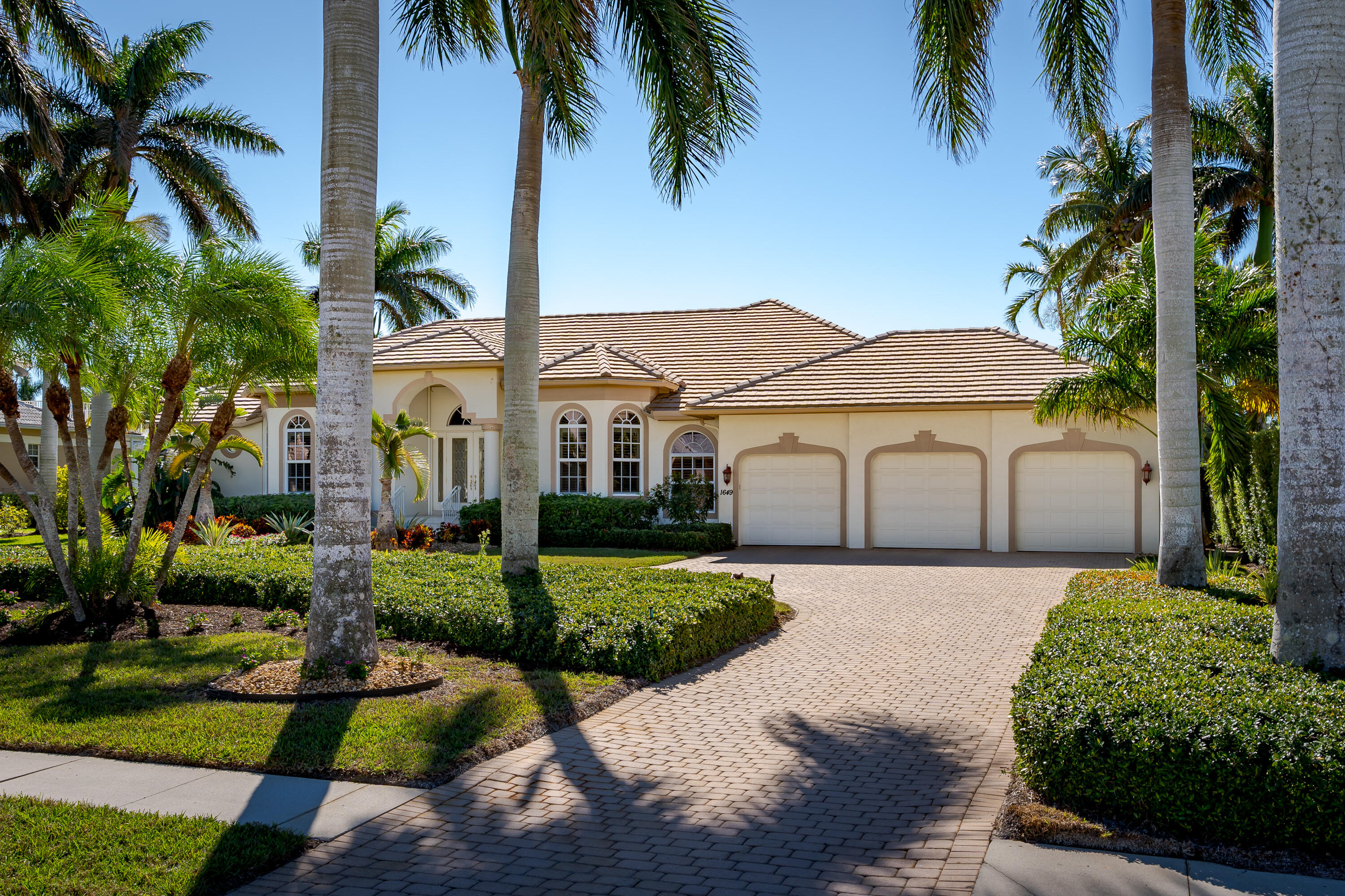 Marco Island, Florida 34145, United States, 4 Bedrooms Bedrooms, ,3 BathroomsBathrooms,Residential,Active,251445