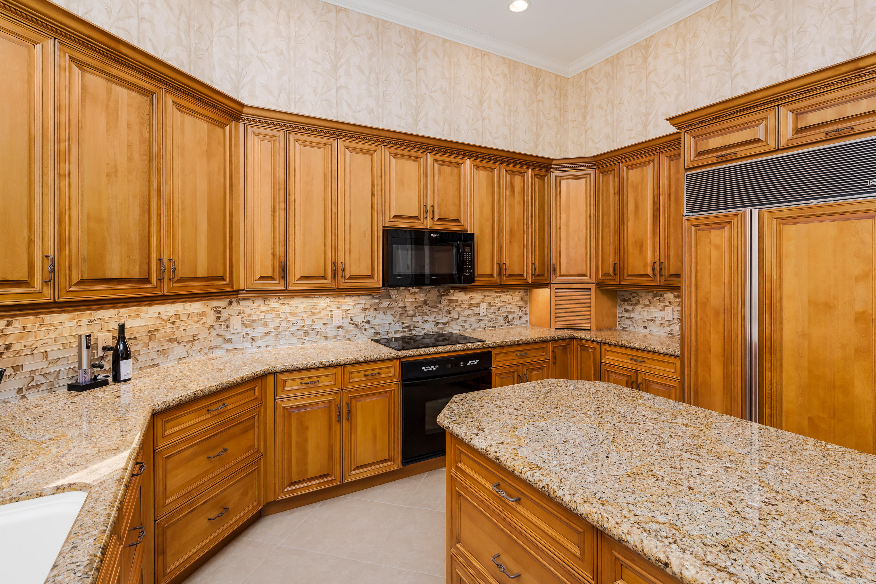 Marco Island, Florida 34145, United States, 4 Bedrooms Bedrooms, ,3 BathroomsBathrooms,Residential,Active,251445