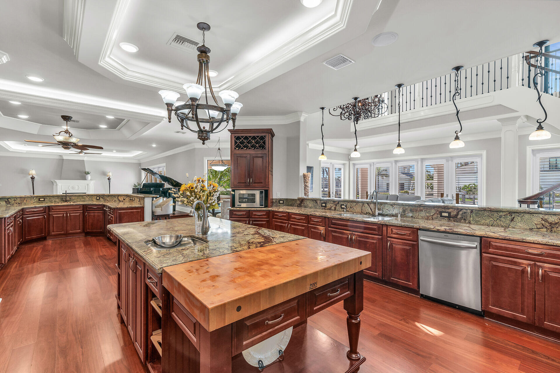 Marco Island, Florida, 34145, United States, 4 Bedrooms Bedrooms, ,4 BathroomsBathrooms,Residential,Active,1965951