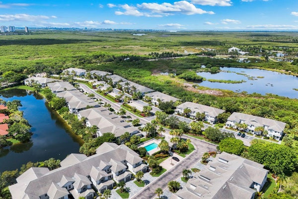 8310 WHISPER TRACE WAY APT 102, NAPLES, FL 34114 - Image 4e264ab8ac4547f171aec99d5059bd34/1754377823