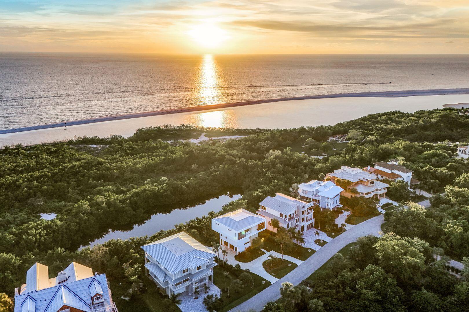 Marco Island, Florida, 34145, United States, 5 Bedrooms Bedrooms, ,4 BathroomsBathrooms,Residential,Active,2006840