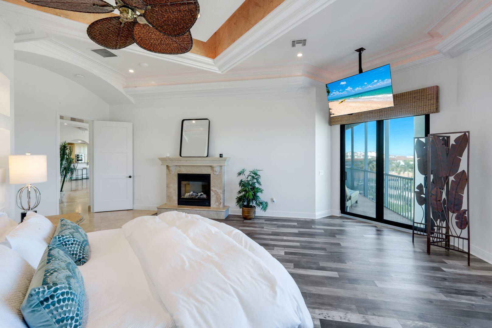 Marco Island, Florida, 34145, United States, 4 Bedrooms Bedrooms, ,5 BathroomsBathrooms,Residential,Active,2020777