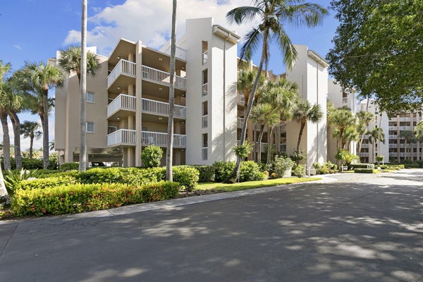 893 COLLIER CT # 3-404, MARCO ISLAND, FL 34145 - Image 7e05ec93c8ea8b9622f9658cb34ce33f/65282549