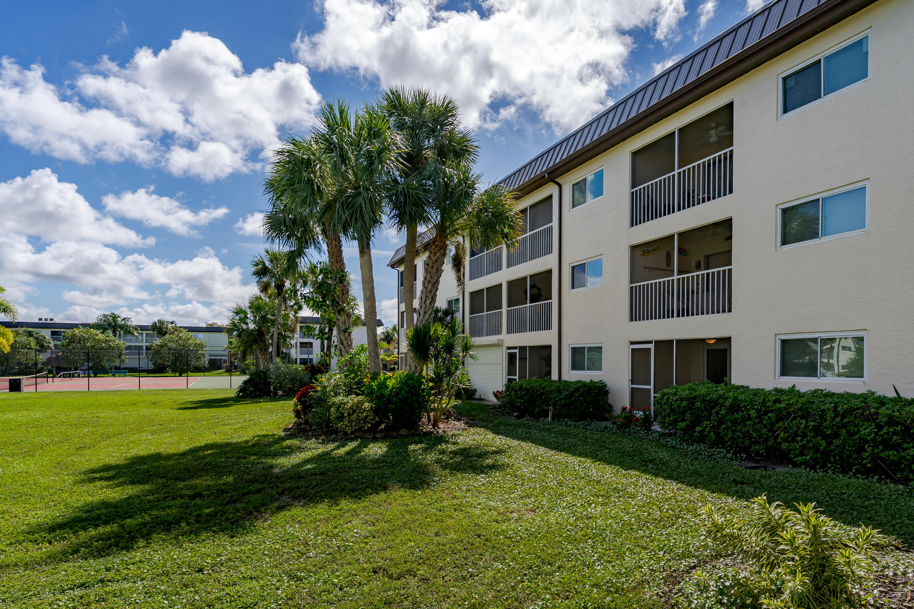 Naples, Florida 34114, United States, 2 Bedrooms Bedrooms, ,2 BathroomsBathrooms,Residential,Active,214894