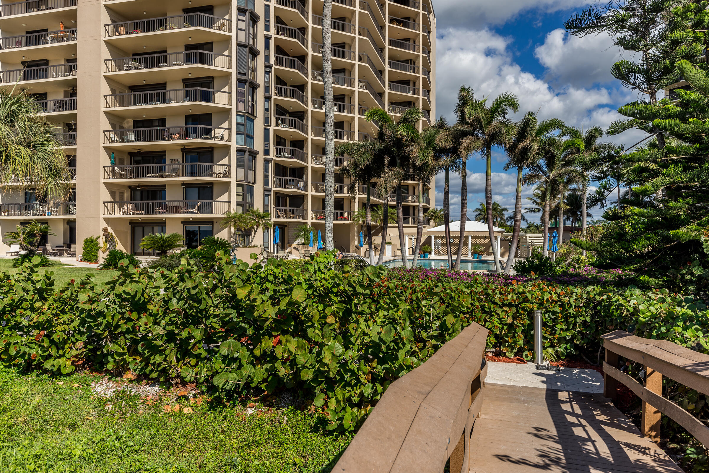 Marco Island, Florida 34145, United States, 2 Bedrooms Bedrooms, ,2 BathroomsBathrooms,Residential,Active,53650