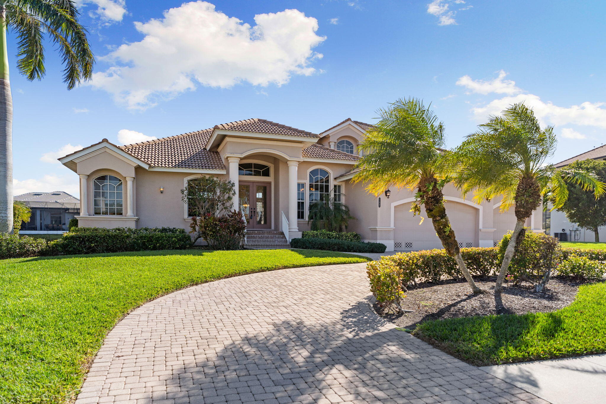Marco Island, Florida, 34145, United States, 4 Bedrooms Bedrooms, ,3 BathroomsBathrooms,Residential,Active,2019470