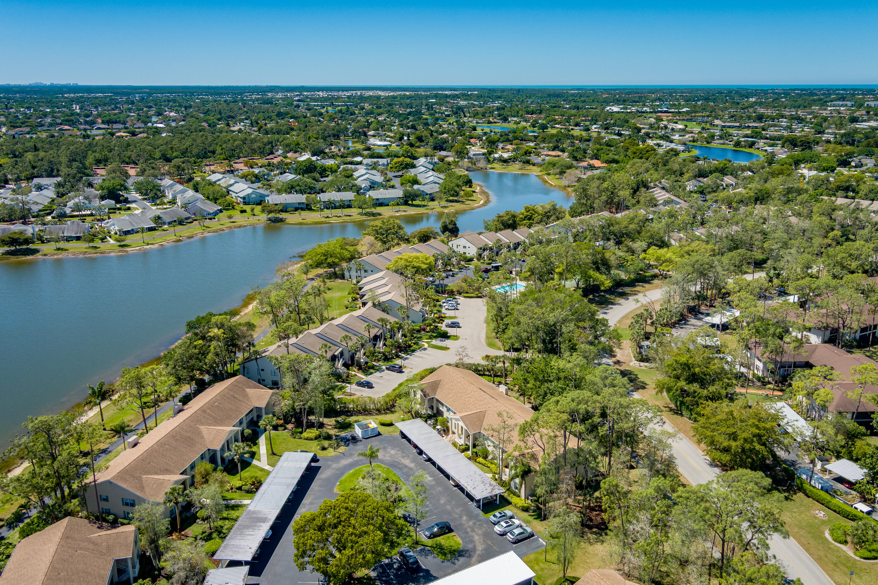 Naples, Florida 34112, United States, 2 Bedrooms Bedrooms, ,2 BathroomsBathrooms,Residential,Active,97678